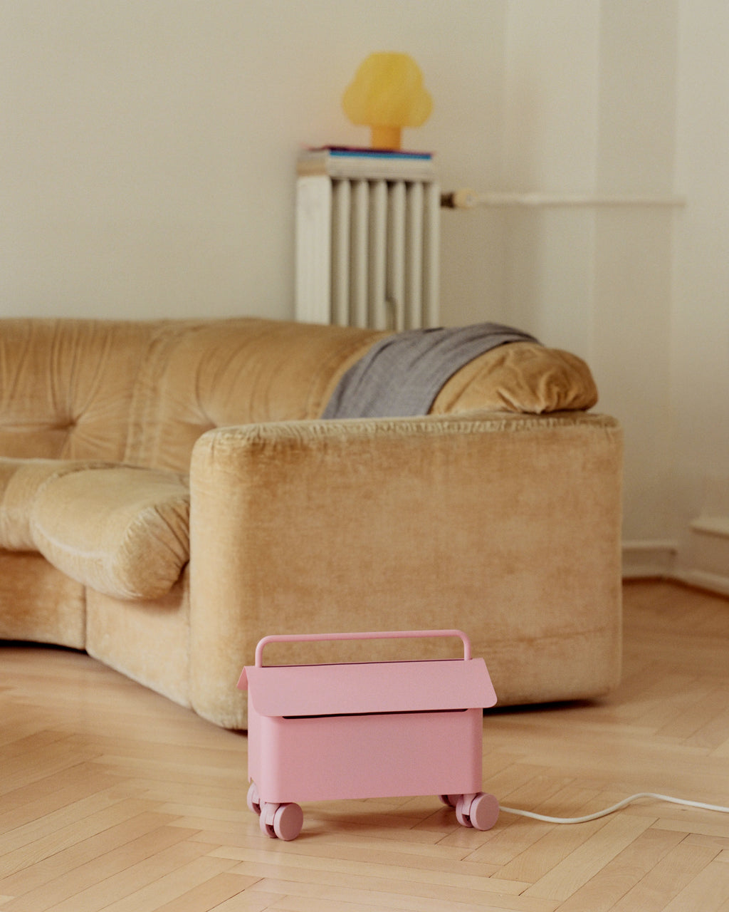 Pedestal Cable Villa Power Accessories 015 Bubble Gum